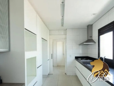 Edifício Art Deco Vila uberabinha 272m² 03 Dormitórios 03 Suítes 4 Vagas