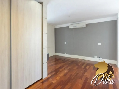 Edifício Art Deco Vila uberabinha 272m² 03 Dormitórios 03 Suítes 4 Vagas