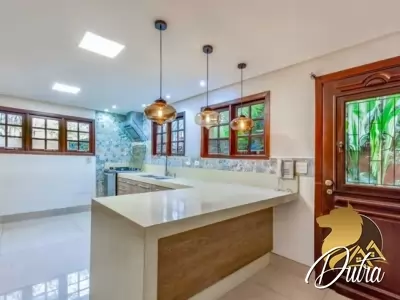 Padrão Jardim Paulistano 250m² 03 Dormitórios 03 Suítes 3 Vagas