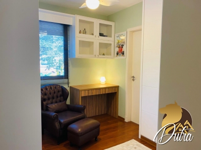 Edifício Rimini Planalto Paulista 172m² 03 Dormitórios 03 Suítes 3 Vagas