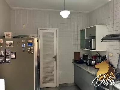 Lake Louise Granja Julieta 230m² 04 Dormitórios 02 Suítes 3 Vagas