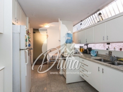 Sobrado Vila Madalena 451m² 05 Dormitórios 03 Suítes 4 Vagas