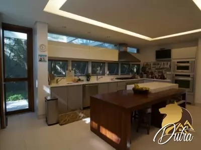 Padrão Jardim Paulista 1460m² 05 Dormitórios 05 Suítes 10 Vagas