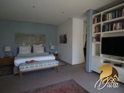 Padrão Jardim Paulista 1460m² 05 Dormitórios 05 Suítes 10 Vagas