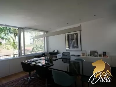 Padrão Jardim Paulista 1460m² 05 Dormitórios 05 Suítes 10 Vagas