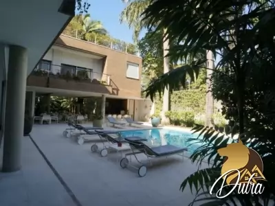 Padrão Jardim Paulista 1460m² 05 Dormitórios 05 Suítes 10 Vagas