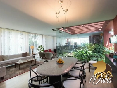 Padrão Planalto Paulista 400m² 05 Dormitórios 05 Suítes 4 Vagas