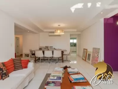 Maison de Versailles Higienópolis 230m² 03 Dormitórios 03 Suítes 2 Vagas