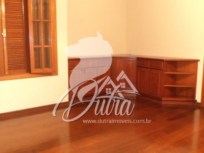 Jatobá Jardim Petrópolis 574m² 04 Dormitórios 04 Suítes 5 Vagas