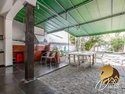 Padrão Jardim Luzitânia 400m² 04 Dormitórios 04 Suítes 4 Vagas