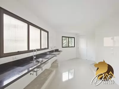 Maison Saint Laurent Vila Nova Conceição 210m² 04 Dormitórios 03 Suítes 3 Vagas