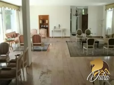 Padrão Jardim Paulista 580m² 05 Dormitórios 04 Suítes 10 Vagas