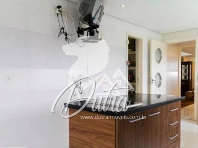 Edifício Adriana Aclimação 240m² 04 Dormitórios 02 Suítes 3 Vagas