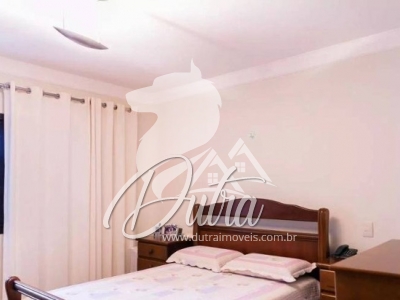 Edifício Adriana Aclimação 240m² 04 Dormitórios 02 Suítes 3 Vagas