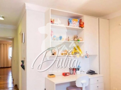 Edifício Adriana Aclimação 240m² 04 Dormitórios 02 Suítes 3 Vagas