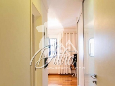 Edifício Adriana Aclimação 240m² 04 Dormitórios 02 Suítes 3 Vagas