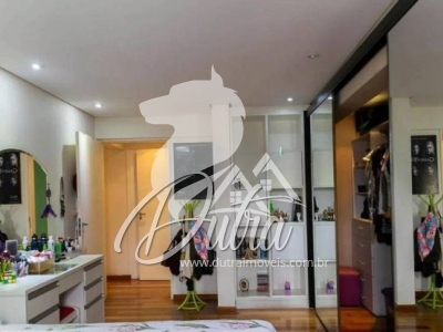 Edifício Adriana Aclimação 240m² 04 Dormitórios 02 Suítes 3 Vagas
