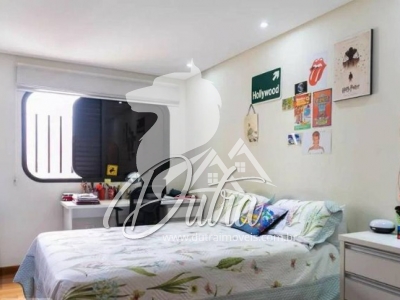 Edifício Adriana Aclimação 240m² 04 Dormitórios 02 Suítes 3 Vagas