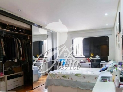 Edifício Adriana Aclimação 240m² 04 Dormitórios 02 Suítes 3 Vagas