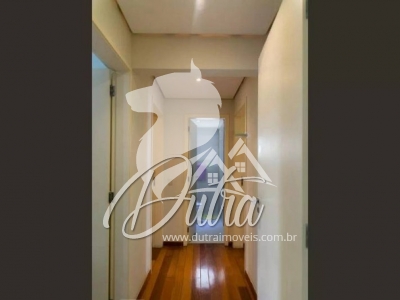 Edifício Adriana Aclimação 240m² 04 Dormitórios 02 Suítes 3 Vagas