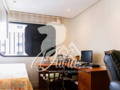 Edifício Adriana Aclimação 240m² 04 Dormitórios 02 Suítes 3 Vagas