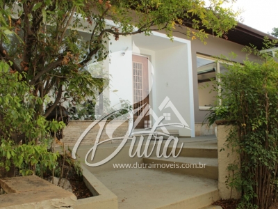 Padrão Campo Belo 480m² 06 Dormitórios 06 Suítes 5 Vagas