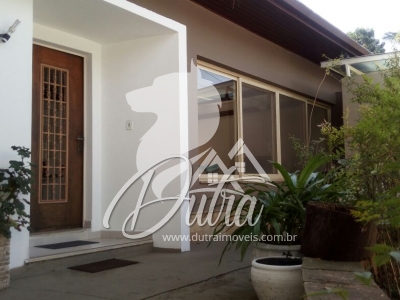 Padrão Campo Belo 480m² 06 Dormitórios 06 Suítes 5 Vagas