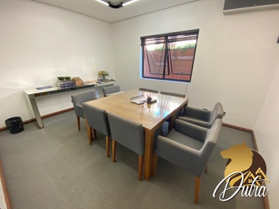 Casa Comercial Jardim América 734m² 06 Dormitórios 02 Suítes 6 Vagas