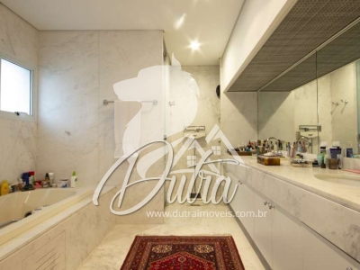 Casa Jardim Europa 872m² 4 Suítes 7 Vagas