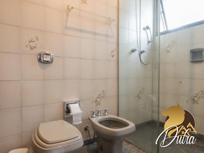 Mansão das Tulipas Campo Belo 440m² 04 Dormitórios 03 Suítes 4 Vagas