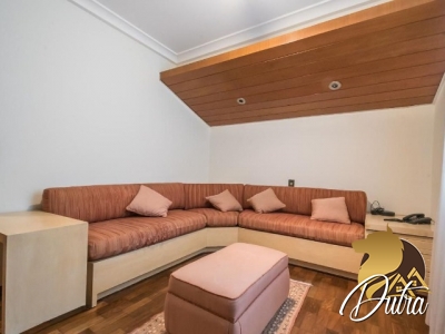 Mansão das Tulipas Campo Belo 440m² 04 Dormitórios 03 Suítes 4 Vagas