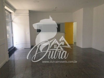 Loja Jardim Paulistano 327m² 5 Salas 2 Vagas 2 Depósitos.