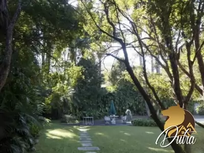 Padrão Jardim América 985m² 04 Dormitórios 04 Suítes 7 Vagas