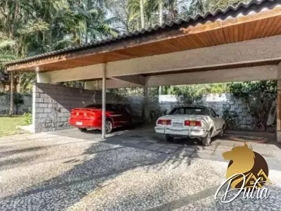 Padrão Jardim América 985m² 04 Dormitórios 04 Suítes 7 Vagas