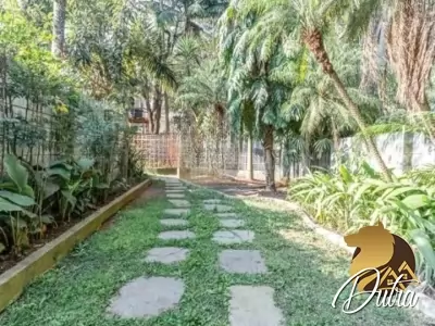 Padrão Jardim América 985m² 04 Dormitórios 04 Suítes 7 Vagas