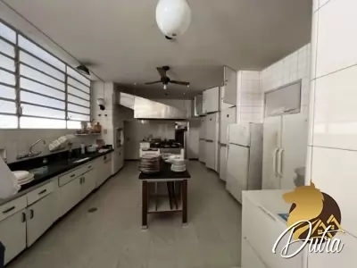Padrão Jardim América 985m² 04 Dormitórios 04 Suítes 7 Vagas