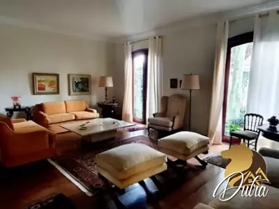 Padrão Jardim Paulista 562m² 04 Dormitórios 01 Suítes 6 Vagas