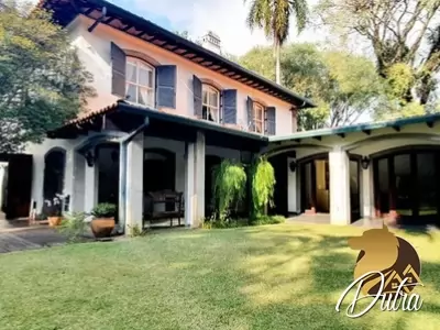 Padrão Jardim Paulista 562m² 04 Dormitórios 01 Suítes 6 Vagas