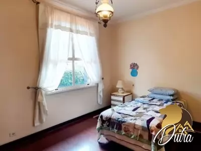 Padrão Jardim Paulista 562m² 04 Dormitórios 01 Suítes 6 Vagas
