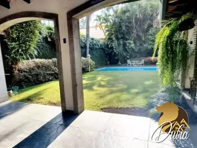 Padrão Jardim Paulista 562m² 04 Dormitórios 01 Suítes 6 Vagas