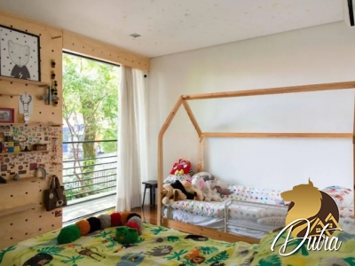 Casa de Condomínio Jardim das Bandeiras 585m² 03 Dormitórios 03 Suítes 4 Vagas