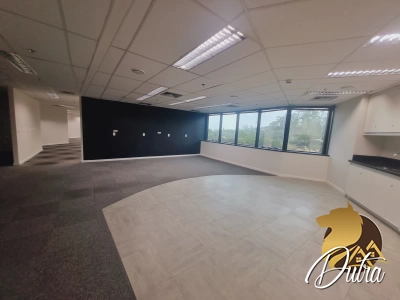 Company Plaza Pinheiros 775m² 21 Vagas