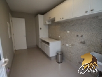 Casa no Jardim luzitânia Jardim Luzitânia 650m² 04 Dormitórios 02 Suítes 8 Vagas