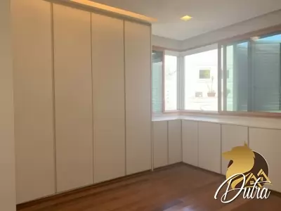 Casa no Jardim luzitânia Jardim Luzitânia 650m² 04 Dormitórios 02 Suítes 8 Vagas