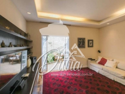 Casa  Jardim Paulistano 490m² 4 Dormitórios 2 Suítes 5 Vagas