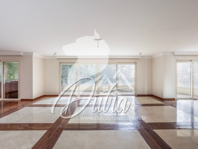 Villa Adriana Jardim Paulistano 280m² 3 Suítes 4 Vagas