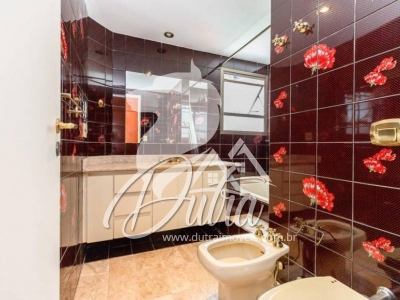 Porto Cervo Moema Índios 180m² 04 Dormitórios 01 Suítes 3 Vagas