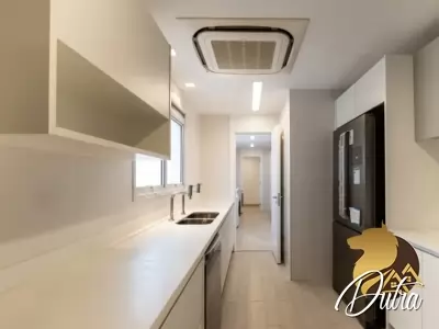 Celebration Itaim Vila Olímpia 455m² 04 Dormitórios 04 Suítes 5 Vagas