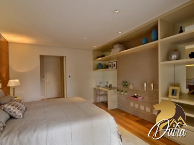 Celebration Itaim Vila Olímpia 275m² 03 Dormitórios 03 Suítes 5 Vagas