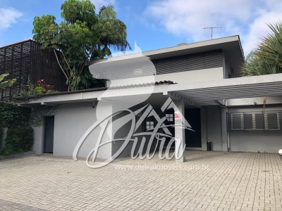 Casa Comercial Alto de Pinheiros 475m² 02 Dormitórios 9 Vagas